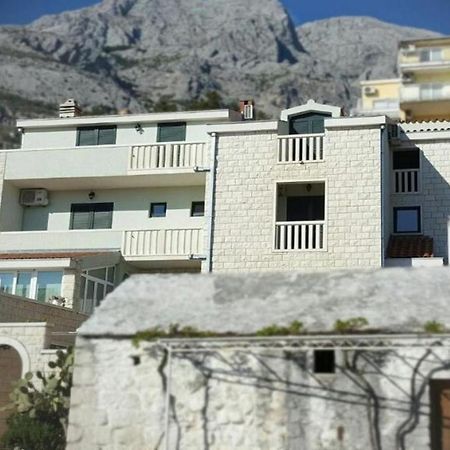 Apartments Angela Baška Voda Exterior foto